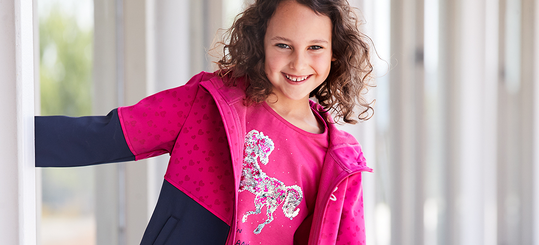Schulstart, Schultag, Einschulung, Schule, Regen, Sport, Kinder, Schulkind