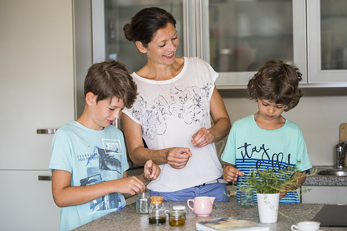Kinderhausmittel, Hausmittel selber machen, Hausmittel für Kinder, Ernsting's family, Claudia Schauflinger