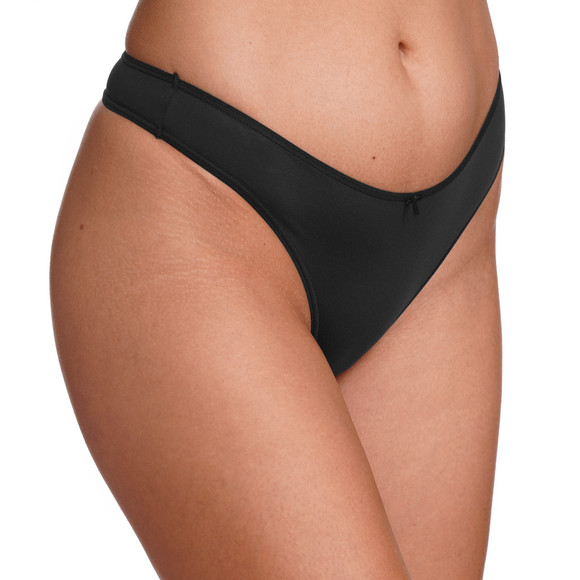 3 Damen Strings im Basic-Look