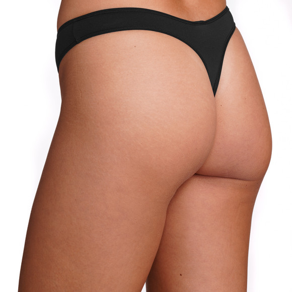 3 Damen Strings im Basic-Look