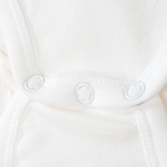 2 Baby Bodys mit Bio-Baumwolle