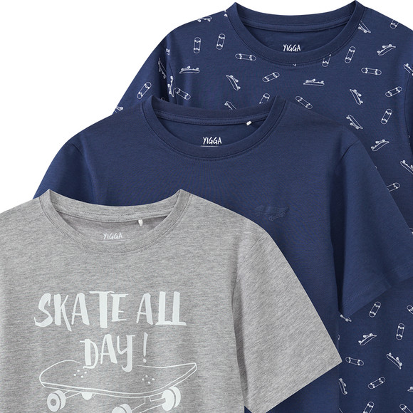 3 Jungen T-Shirts mit Skateboard-Motiven