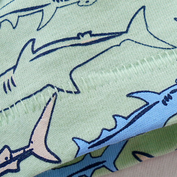 Jungen T-Shirt mit Hai-Motiven