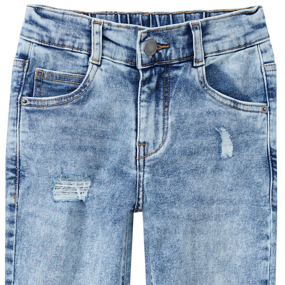 Jungen Jeans mit Destroyed-Akzenten