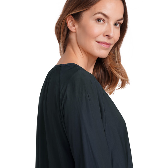 Damen Kleid aus leicht fließender Qualität