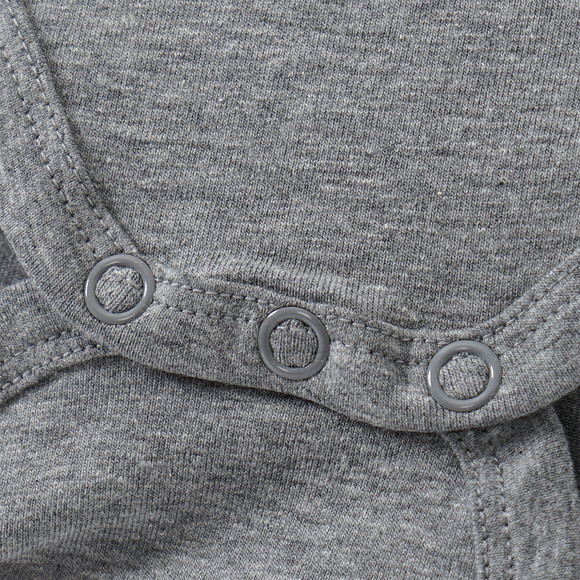 3 Baby Bodys in verschiedenen Farben