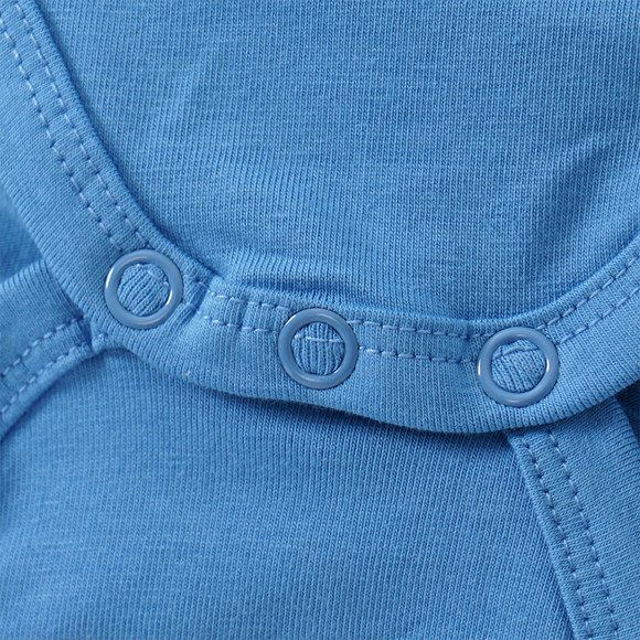 3 Baby Bodys in verschiedenen Farben