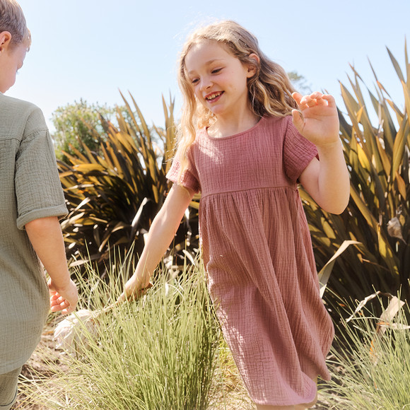 Mädchen Musselin-Kleid mit Teilungsnaht