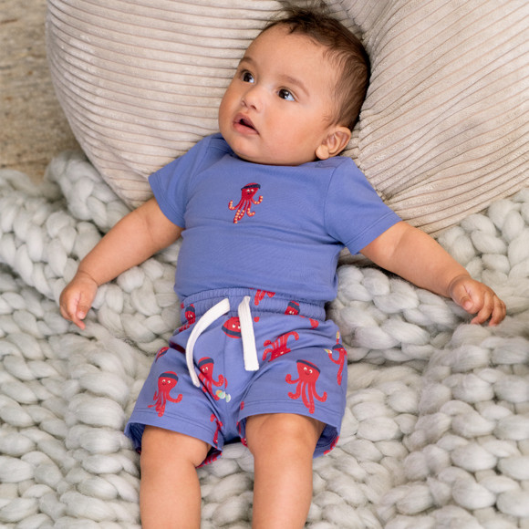 Newborn set van body en korte broek