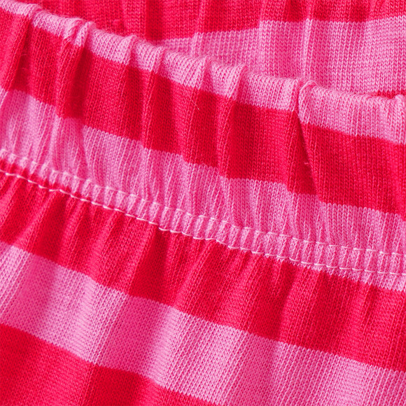 Baby Shorty im Sommer-Look