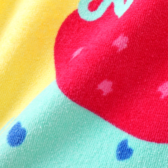 Badetuch mit sommerlichem Motiv