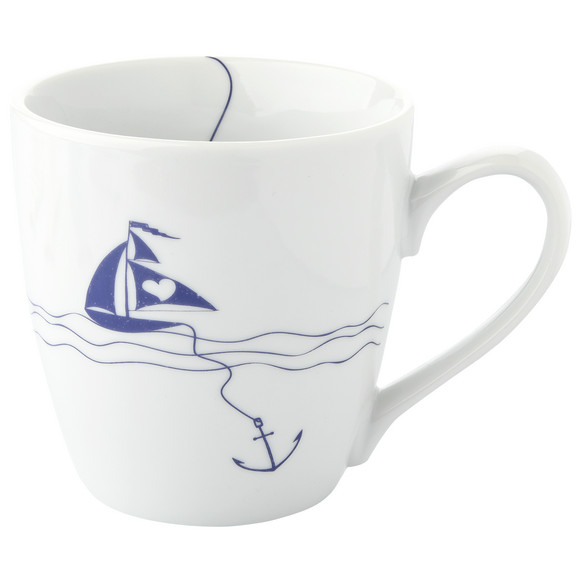Tasse mit Segelboot-Print
