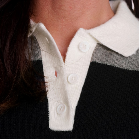 Gebreide damestrui met blokstrepen