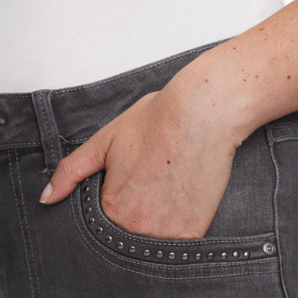 Dames jeans met klinknagels