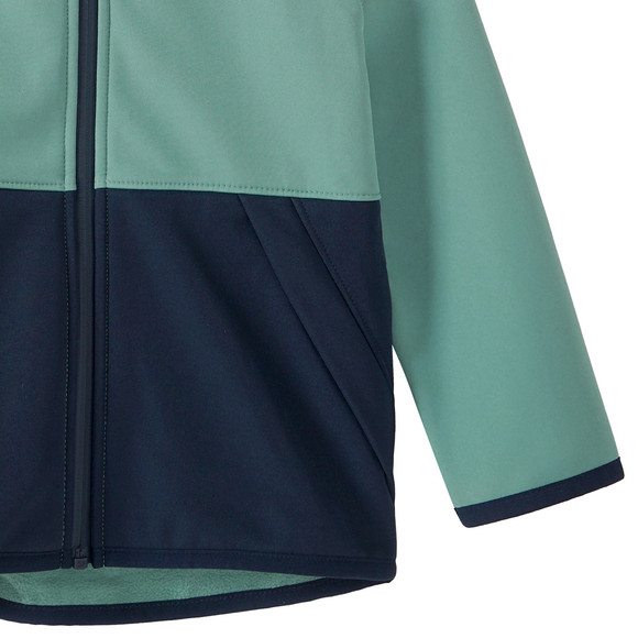 Softshell jongensjack met paneelverdeling