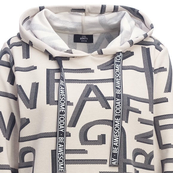 Damescapuchon in een gelaagde look