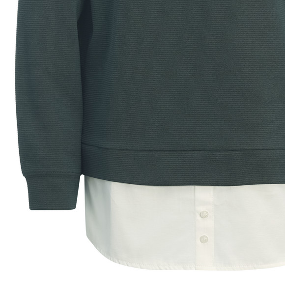 Damescapuchon in een gelaagde look