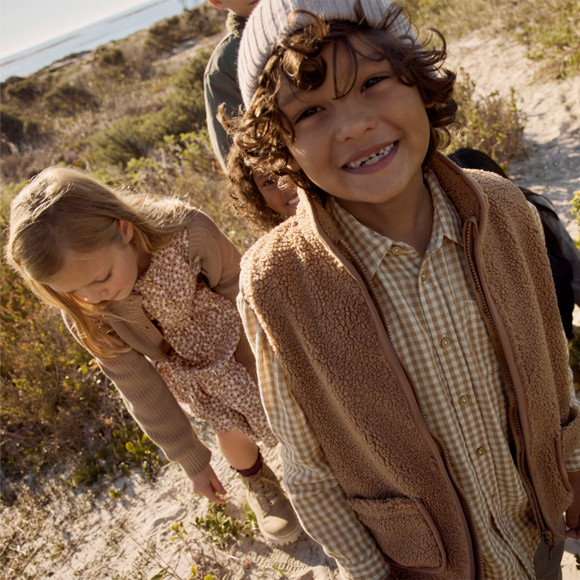 Kinder teddy vest met opstaande kraag