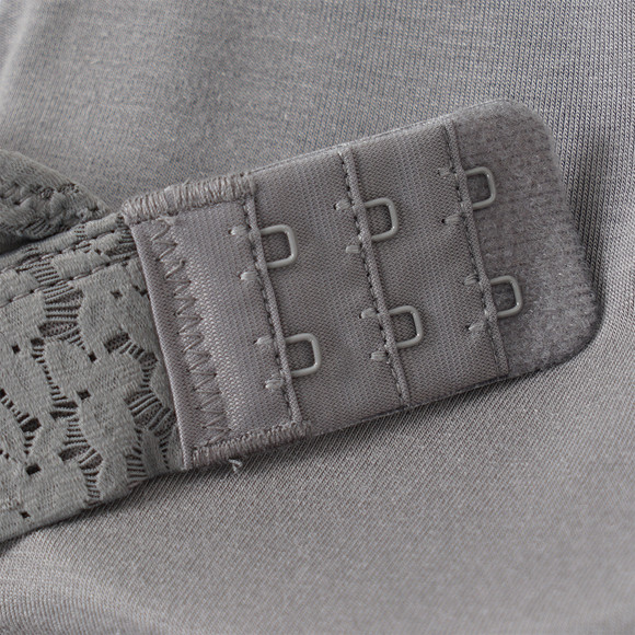 2 Damen Bustiers mit floraler Spitze