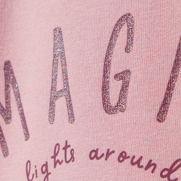 Meisjes sweatshirt in een gelaagde look