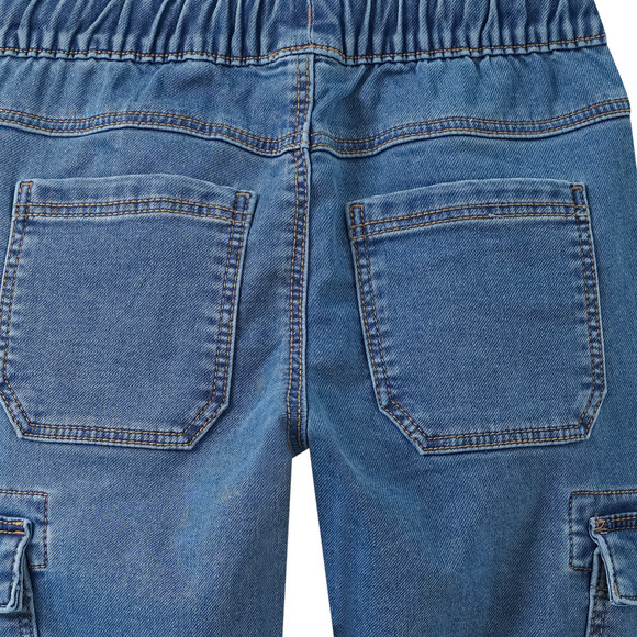 Jungen Pull-on-Jeans mit Cargotaschen