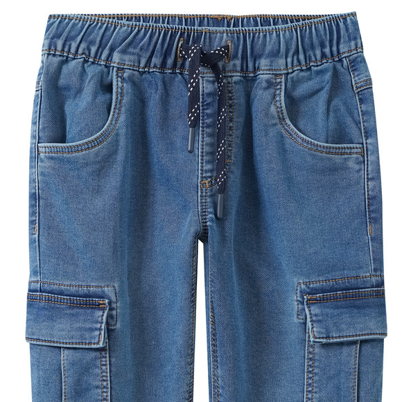 Jungen Pull-on-Jeans mit Cargotaschen