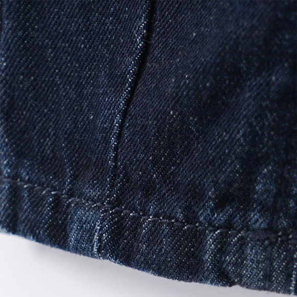 Babyjeans van biologisch katoen