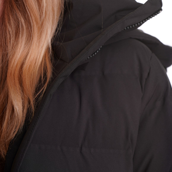 Gewatteerde damesjas met capuchon