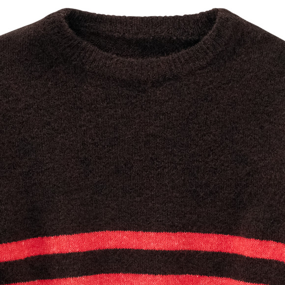 Gebreide jongenstrui met strepen