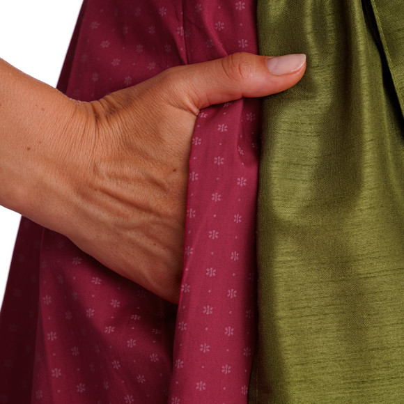 Damen Dirndl mit floralem Muster