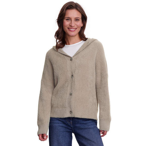 Vrouwelijk vest met een knusse look