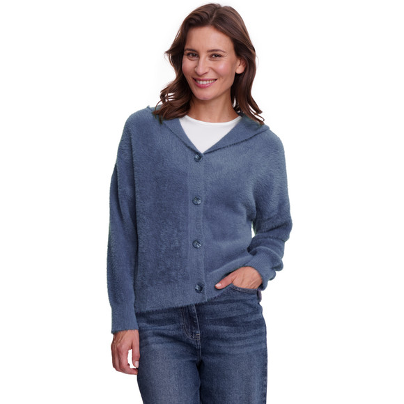 Vrouwelijk vest met een knusse look