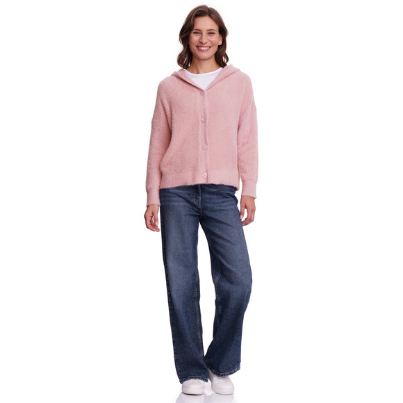 Vrouwelijk vest met een knusse look