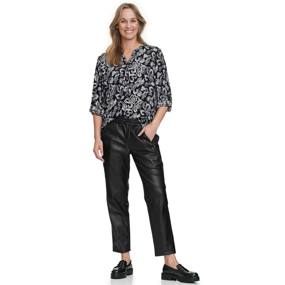 Damesblouse met omgeslagen mouwen