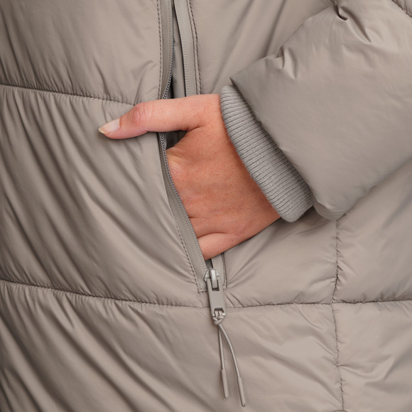 Gewatteerde damesjas met capuchon