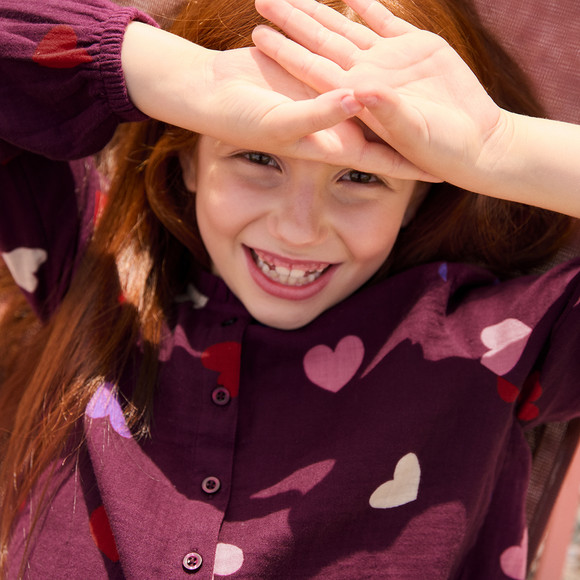 Mousseline meisjesblouse met hartje all-over