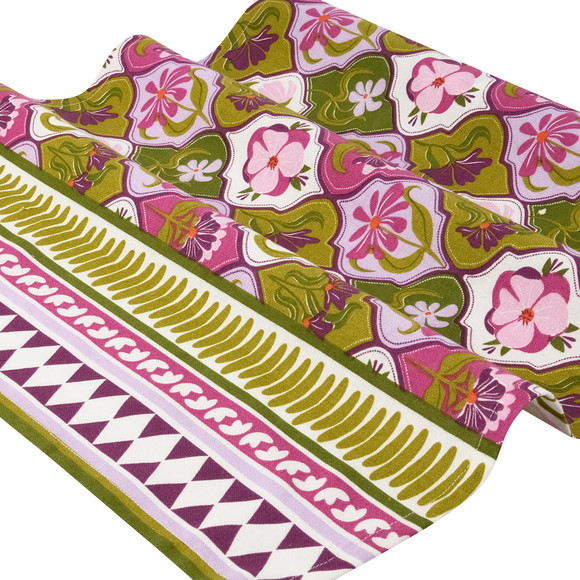 Tafelloper met bloemmotief