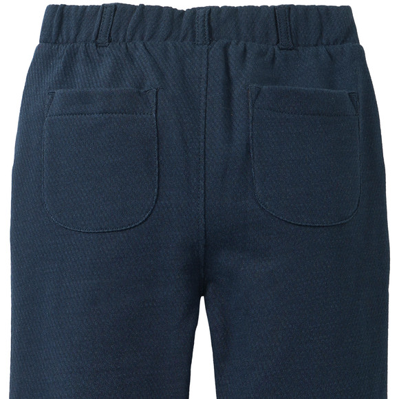Jongensbroek met structuurpatroon
