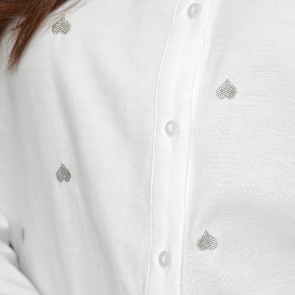 Dames blouse met hartjesborduursel