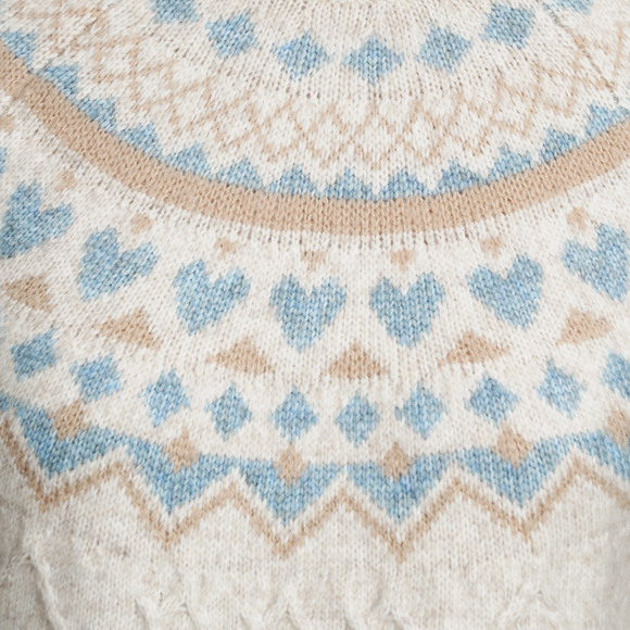 Gebreide damesjurk met Noors patroon