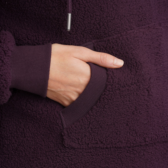 Dames hoodie gemaakt van teddy pluche