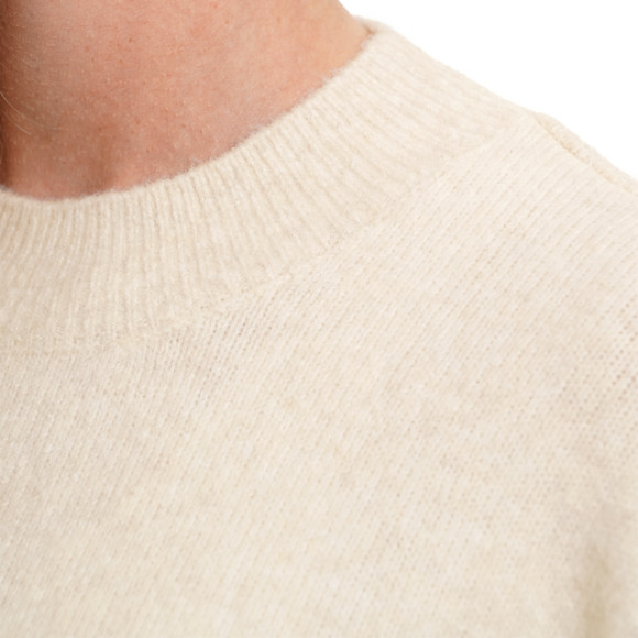 Dames gebreide trui met sierknopen