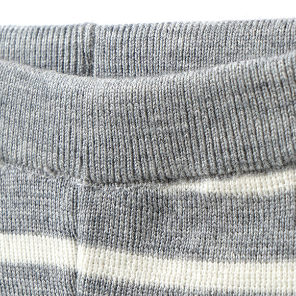 Geboorte wollen gebreide broek met strepen