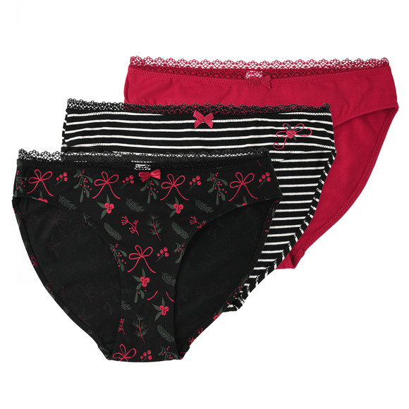 3 Dames slips in een Kledingsets