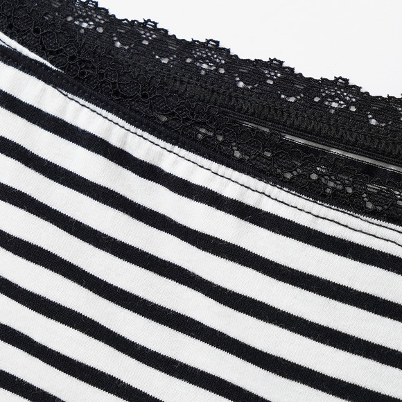 3 Dames Shorts met kant