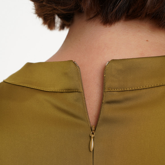 Damesblouse van satijn met plooidetail