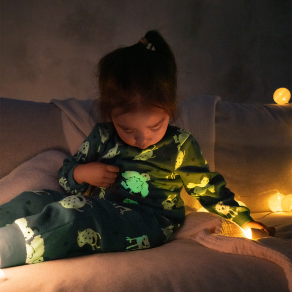 Baby Schlafanzug mit leuchtendem Print