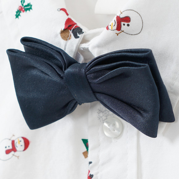 Jungen Weihnachtshemd mit Fliege