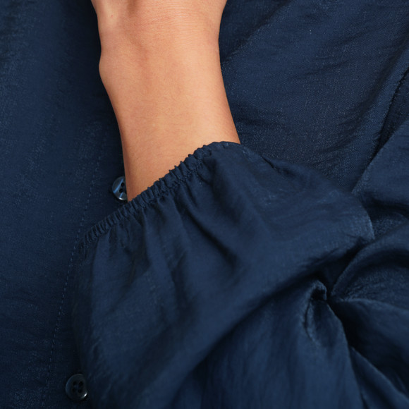 Dames blouse van satijn met knoopsluiting