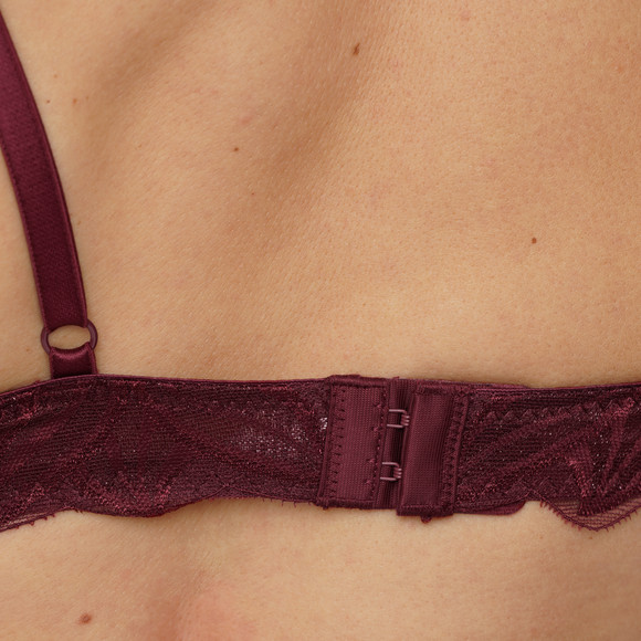 2 beugelbeha’s voor dames met kant